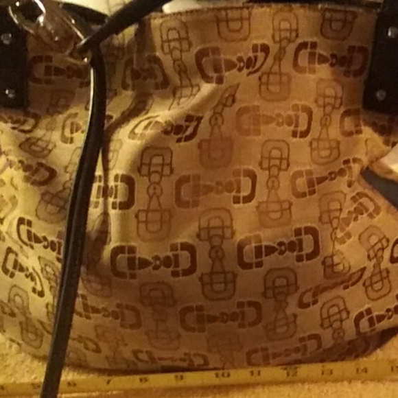 Authentic Large GUCCI. HOBO PURSE - Picture 2 of 8